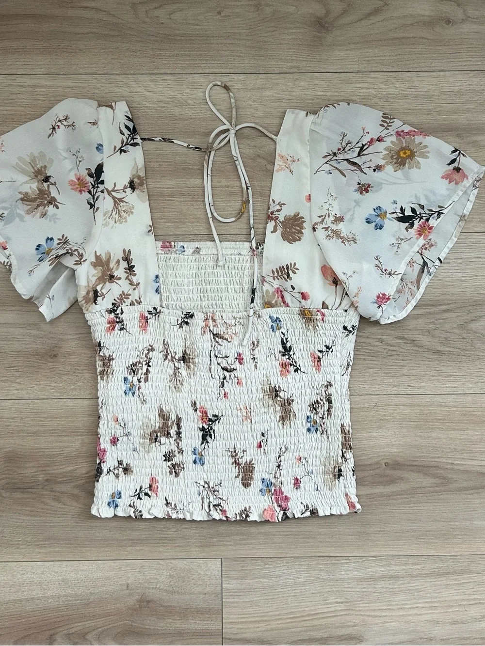 Abercrombie & Fitch Cream Floral Smocked Puff-Sleeve Crop Top